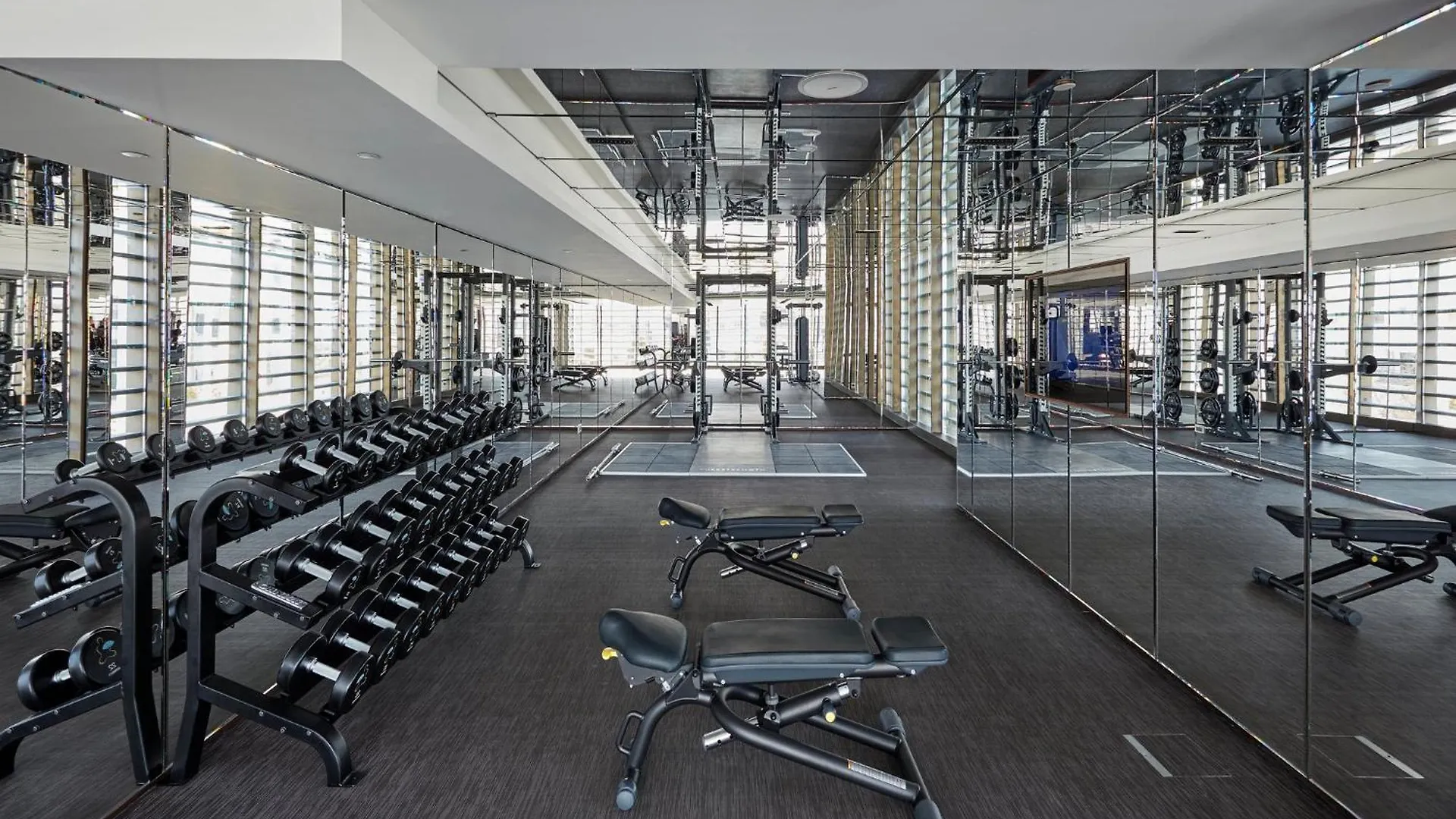 Mandarin Oriental Jumeira, Dubai 5*,